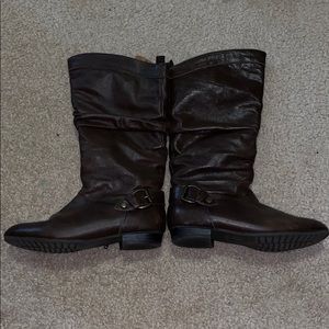 Aldo HER-12 brown ankle booties